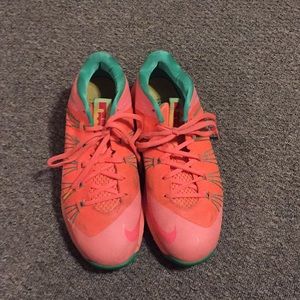 Nike lebrons X Low knicks HWC